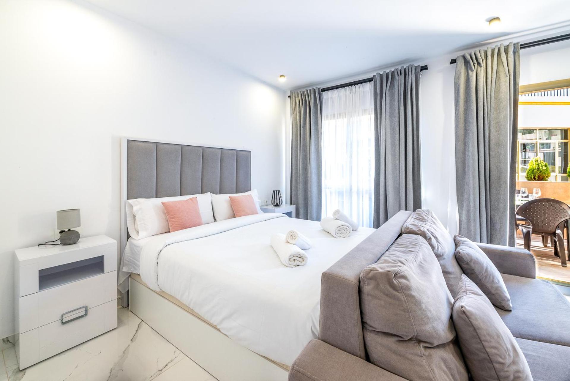 OleHolidays 601 Romana Playa junto al mar Marbella Bagian luar foto